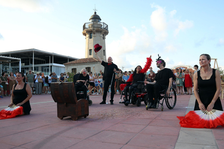 "La revolució dels colors" en el Port de Castelló.